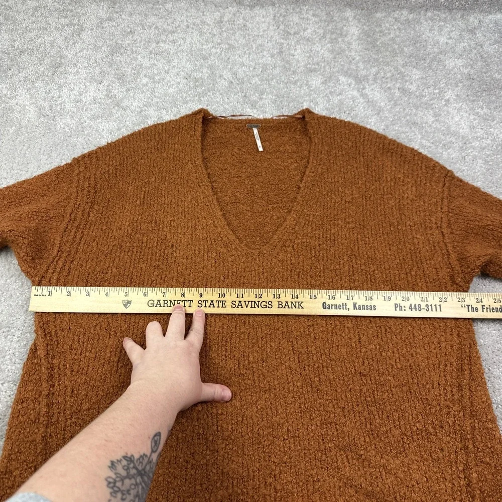 Free People Lofty‎ V-Neck Sweater Women's Size S Alpaca Blend Chenille Oversized